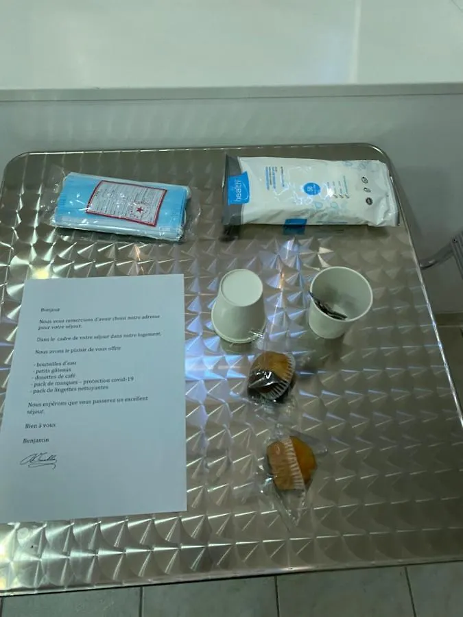 Five Stars S1 Aparthotel Marseille France