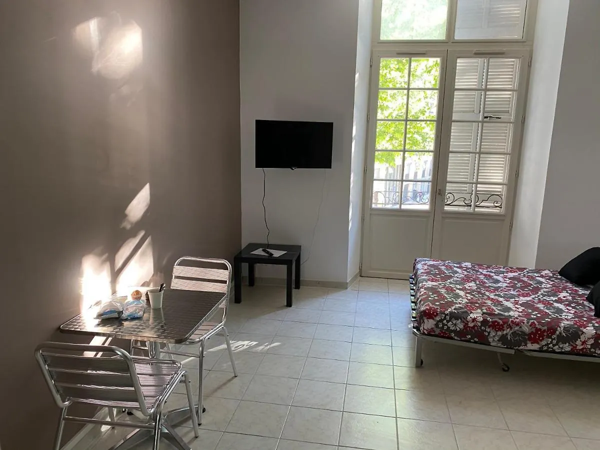 Five Stars S1 Aparthotel Marseille
